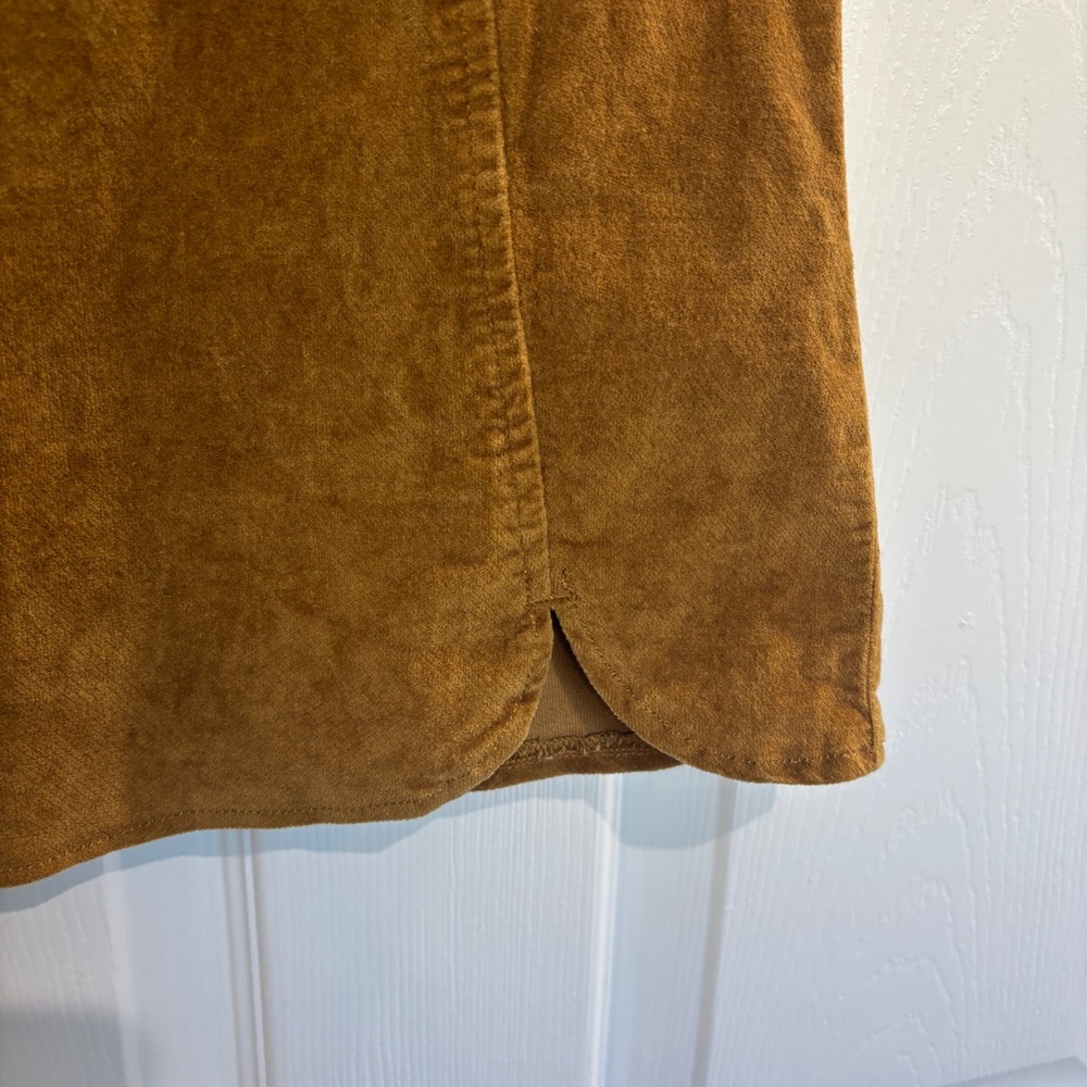 Brandy Melville Skirt in Bronze Velveteen, Like New 😍 - Picture 7 of 11
